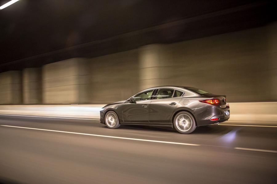  Mazda3 Sedan (BP) 2019 года  (AU) (фото 15 из 46)